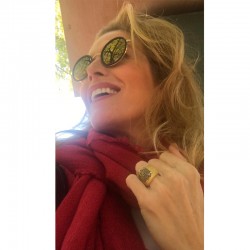 Sortija diamantes negros.... 2